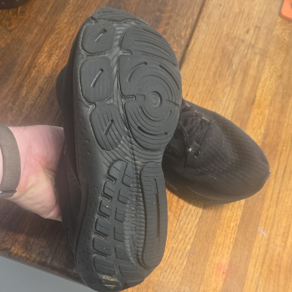 Brooks Men's Black Athletic Running Shoes - Glycerin Style - Picture 2 of 6